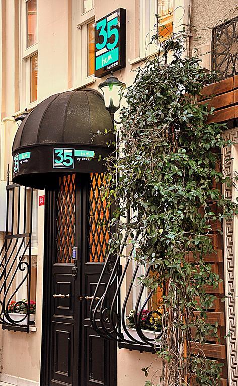 35 Tam Apart Istanbul Bagian luar foto
