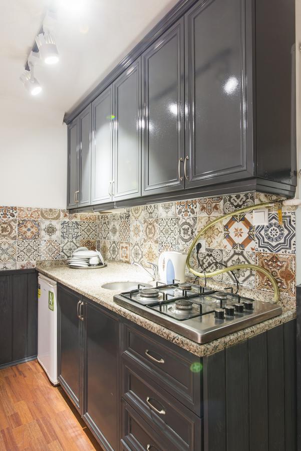 35 Tam Apart Istanbul Bagian luar foto
