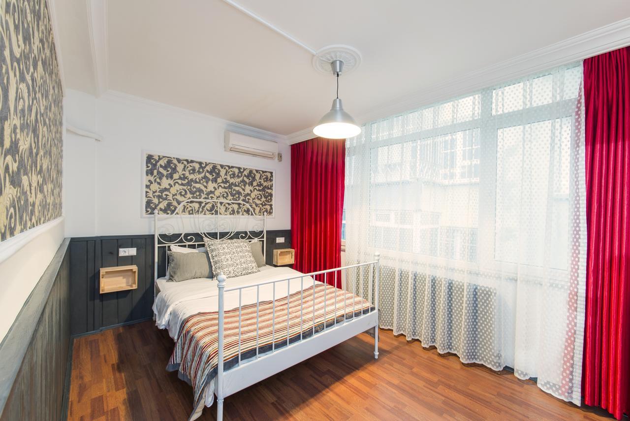 35 Tam Apart Istanbul Bagian luar foto