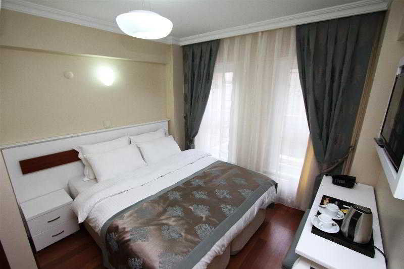 35 Tam Apart Istanbul Bagian luar foto
