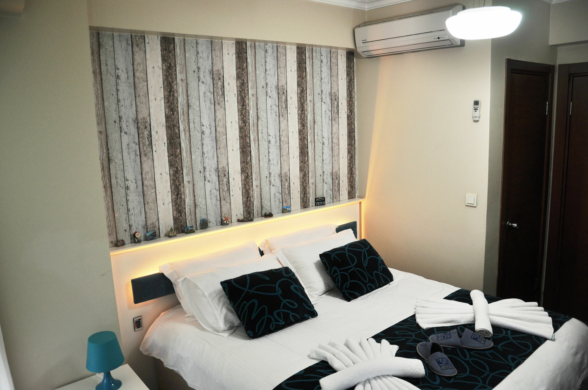 35 Tam Apart Istanbul Bagian luar foto